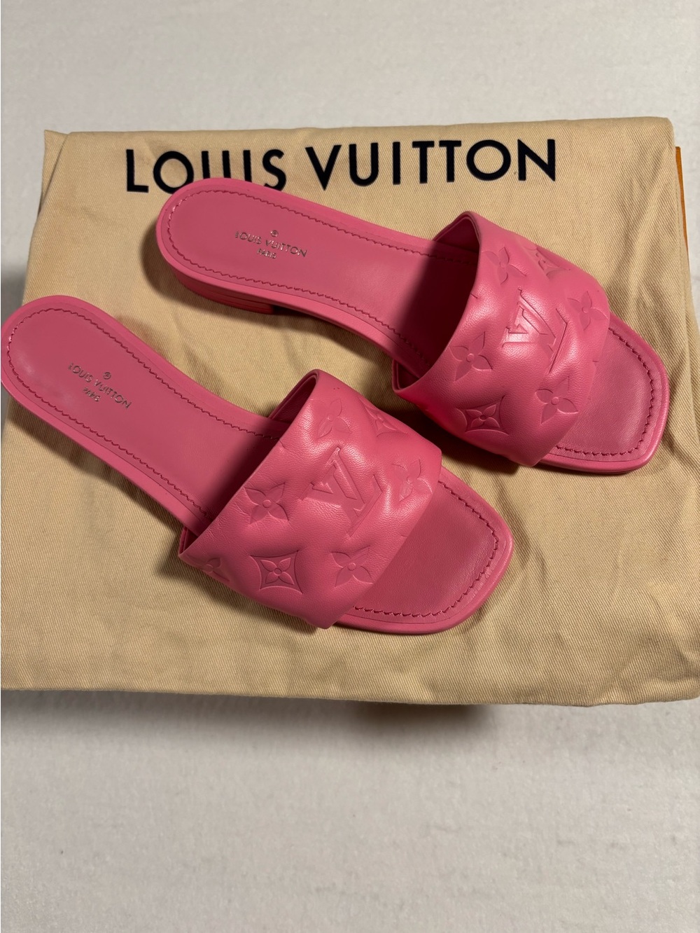 Louis Vuitton Revival Lambskin Leather Hot Pink Embossed Flat  Mule Sandals. - Picture 3 of 9